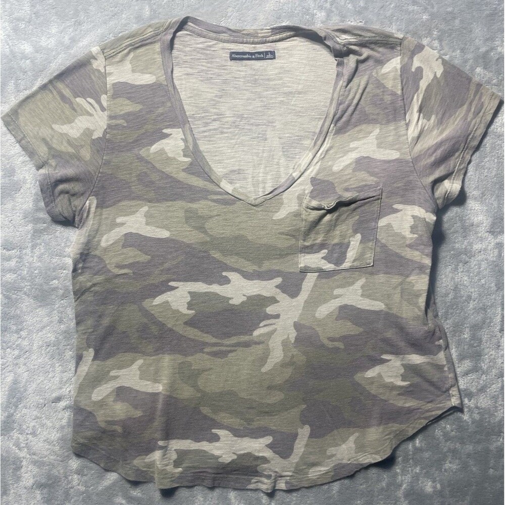 Abercrombie & Fitch T Shirt Cropped Camouflage Green Pocket Tee Large